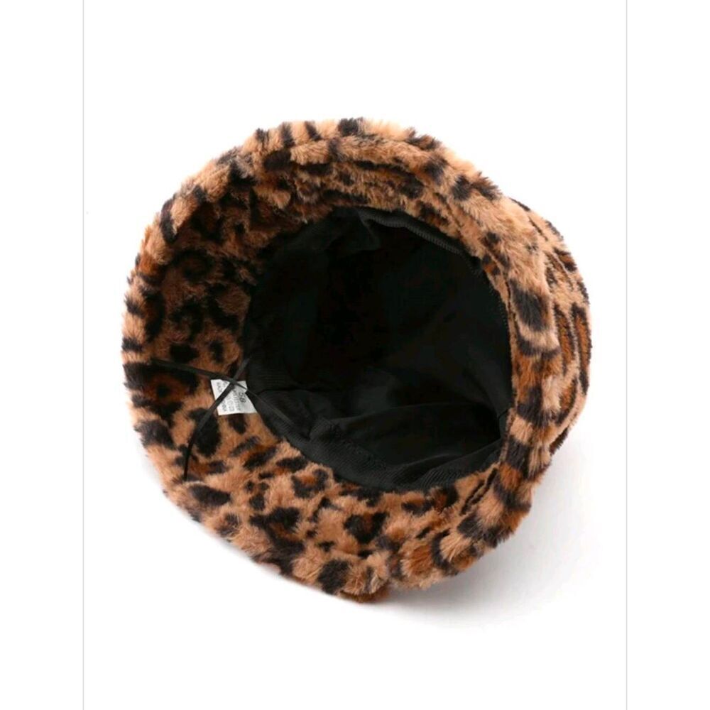 Ladies Fuzzy Leopard Print Bucket Hat - Picture 7 of 11